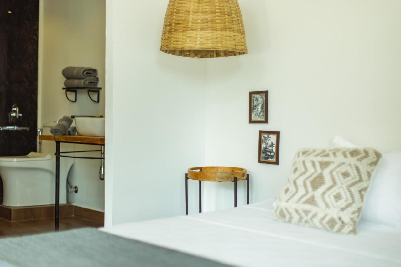 Pont Bleu Suites Riverside & Pool 캔코나 외부 사진